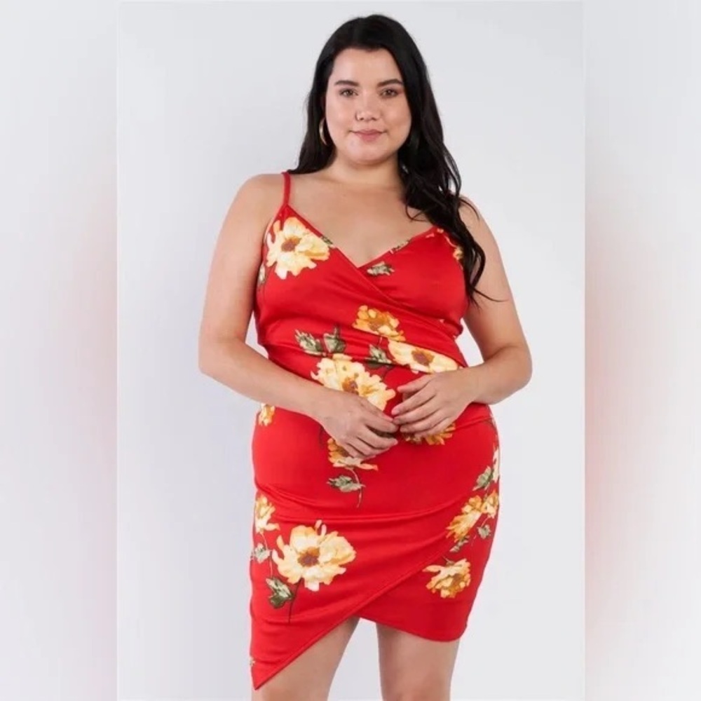BLUE LEOPARD | Plus Size Floral Print V-Neck Cinched Mini Dress - Picture 5 of 8
